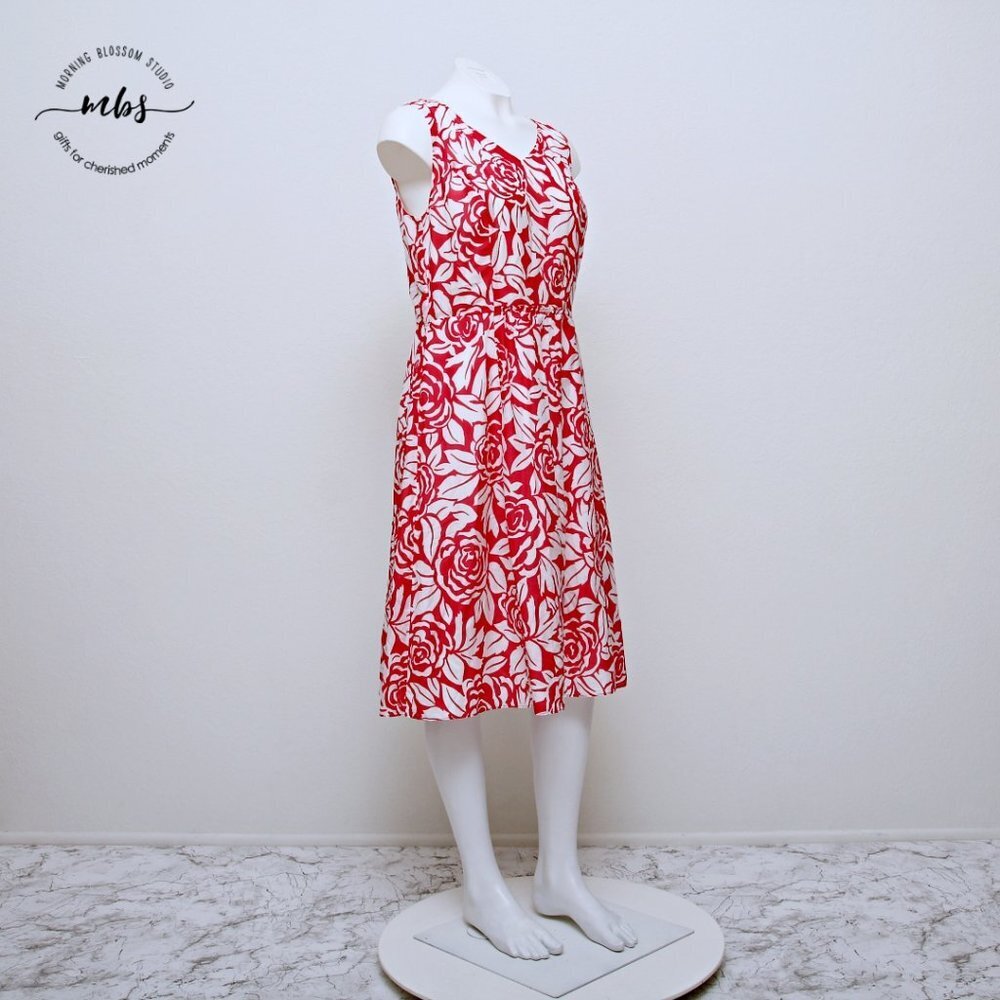Sleeveless Red Floral Midi Dress with V-Neck